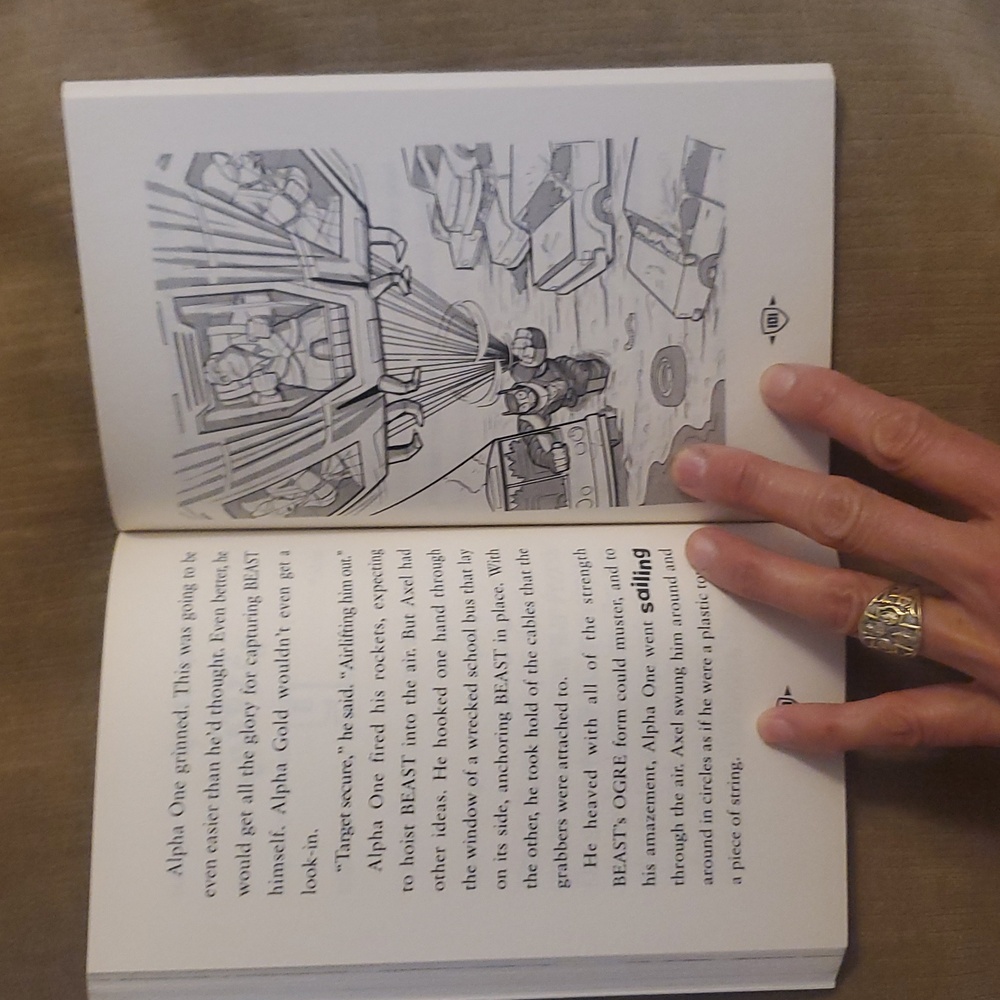 VINTAGE Axel & Beast: The Grabbem Getaway Book - Picture 3 of 4